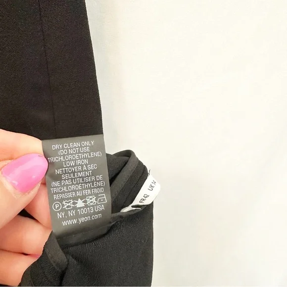 NWT YEON Hoshi Asymmetrical Hem Short Sleeve Boatneck Midi Dress in Black - Picture 14 of 14